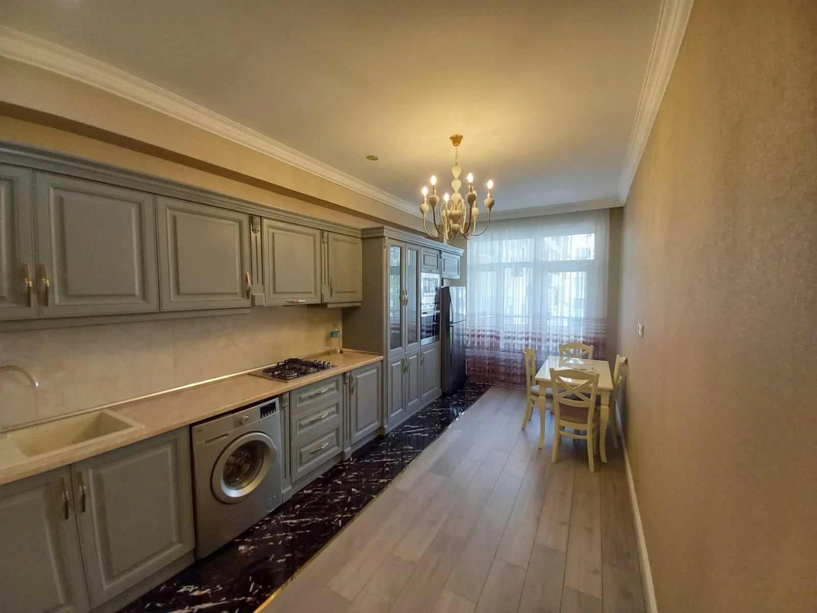 Kirayə 3 otaqlı Mənzil 176 m² Nərimanov r. – şəkil 2