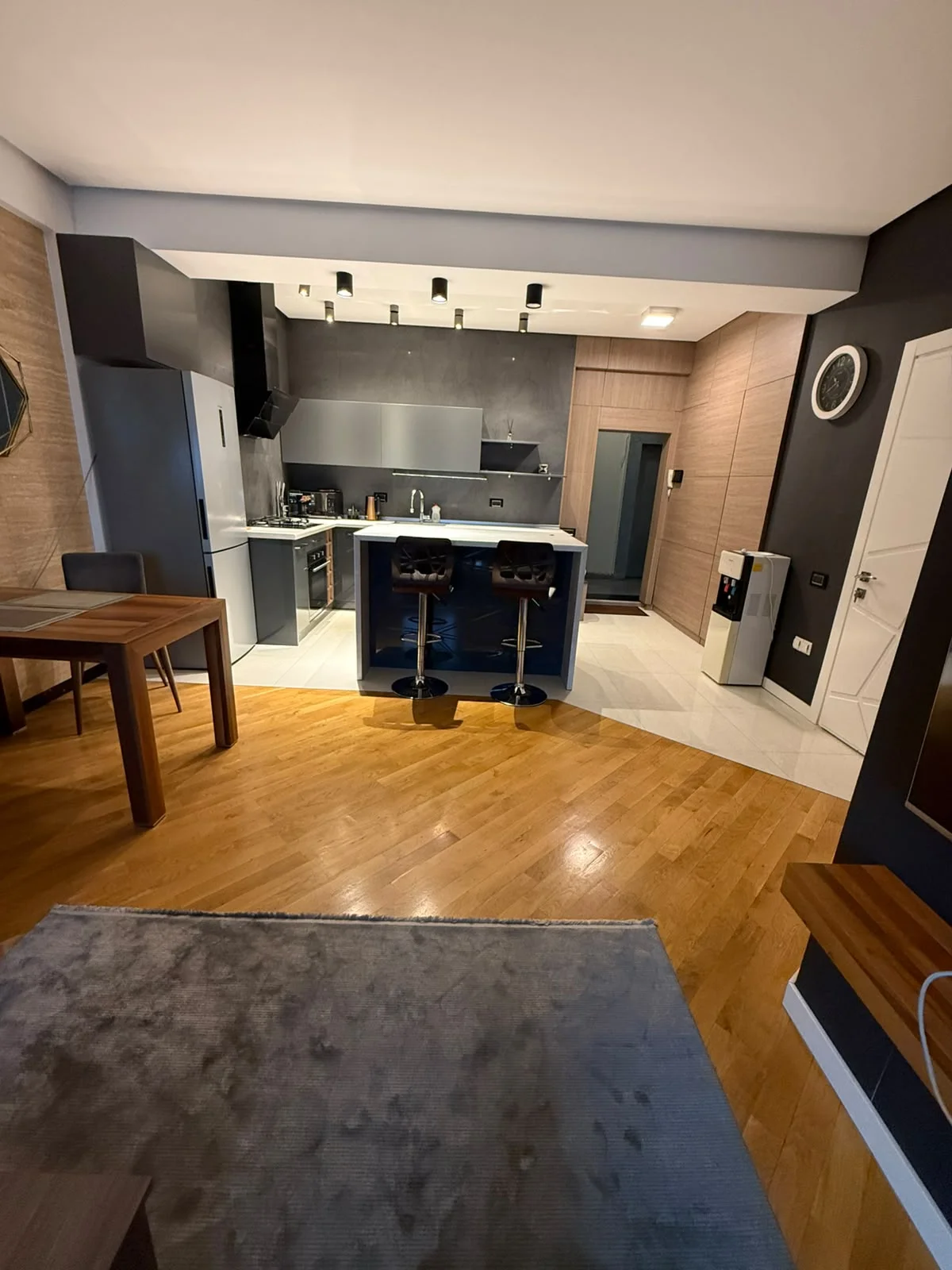 Kirayə 2 otaqlı Mənzil 65 m² Yasamal r. Nizami m. – şəkil 3