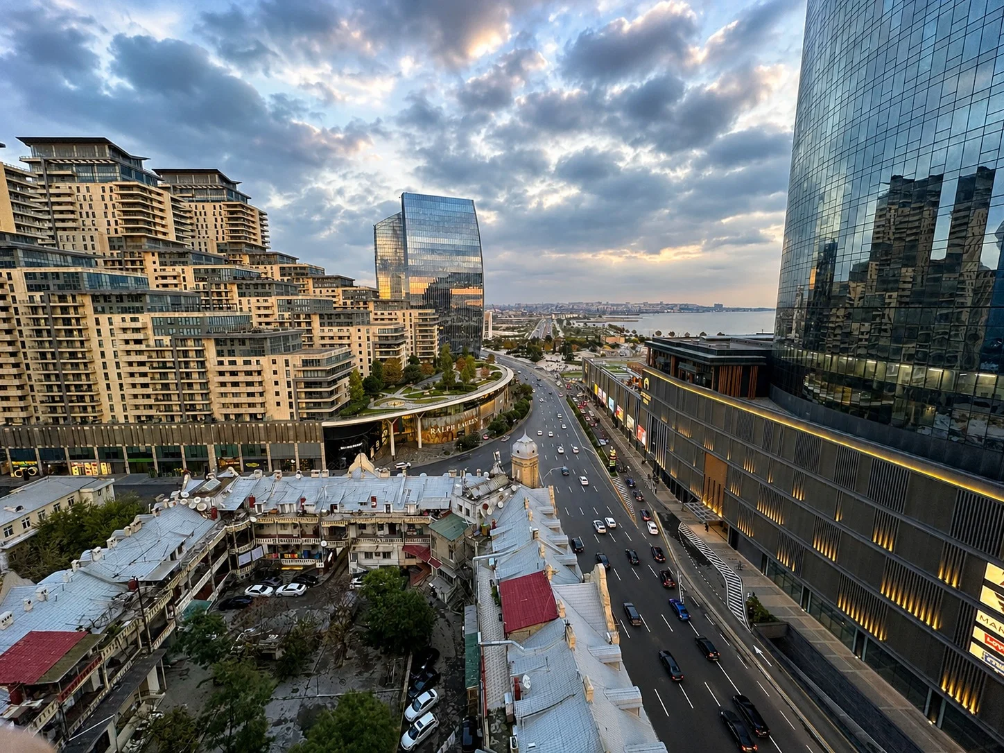 Kirayə 3 otaqlı Mənzil 140 m² Nəsimi r. – şəkil 13