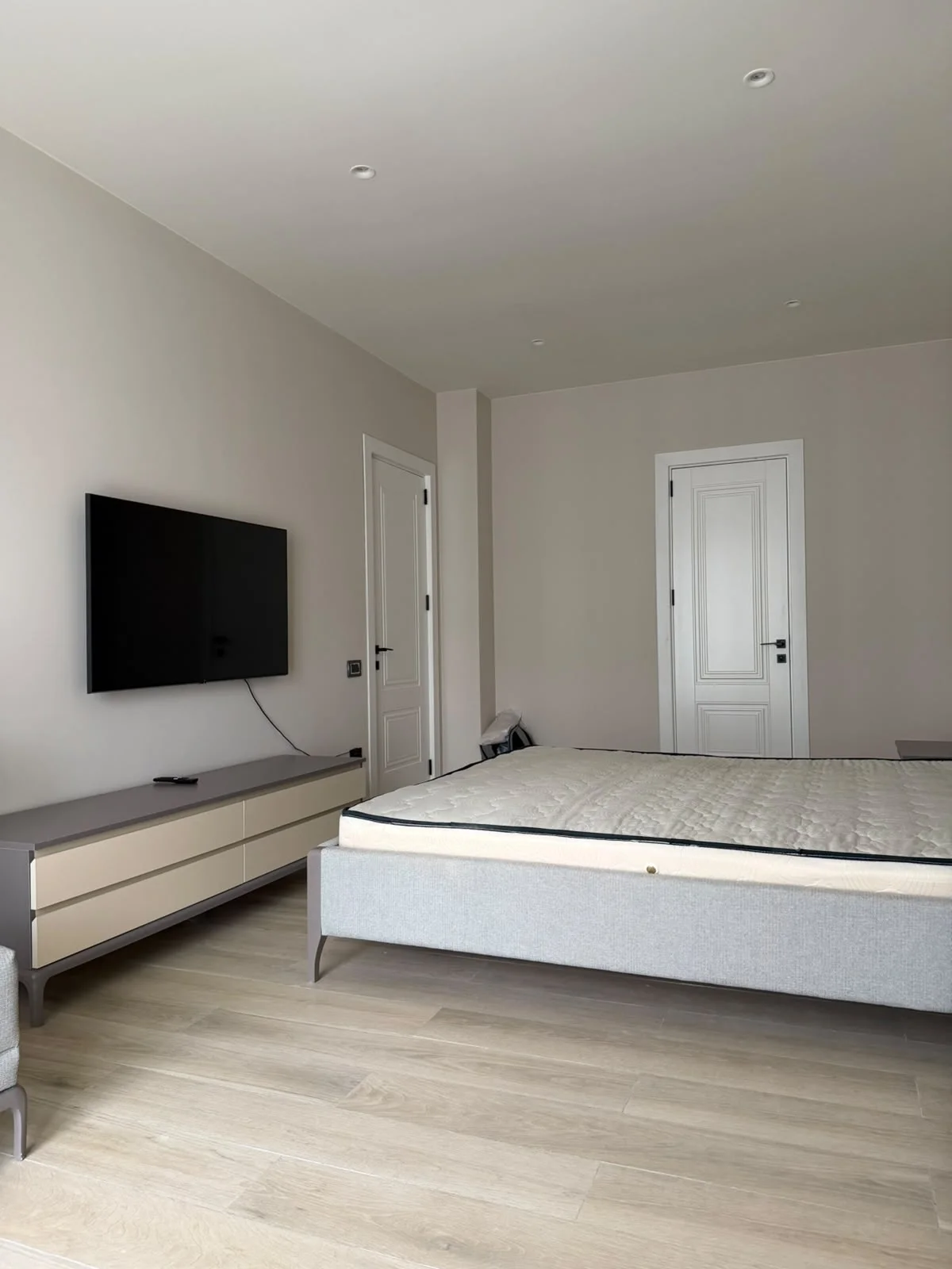 Kirayə 2 otaqlı Mənzil 97 m² Xətai r.