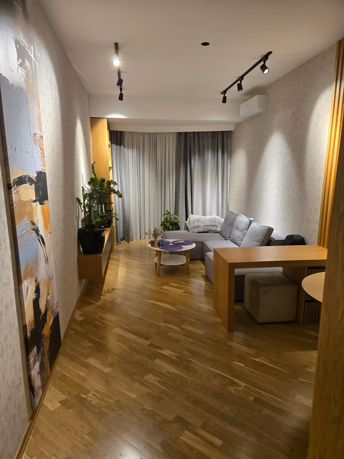 Kirayə 2 otaqlı Mənzil 80 m² Səbail r.