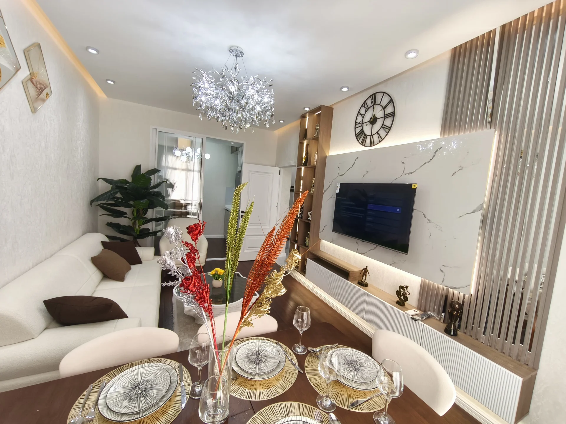 Kirayə 3 otaqlı Mənzil 110 m² Bakı – şəkil 2