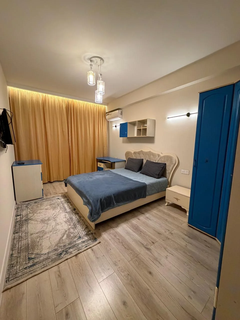 Kirayə 3 otaqlı Mənzil 110 m² Xətai r.