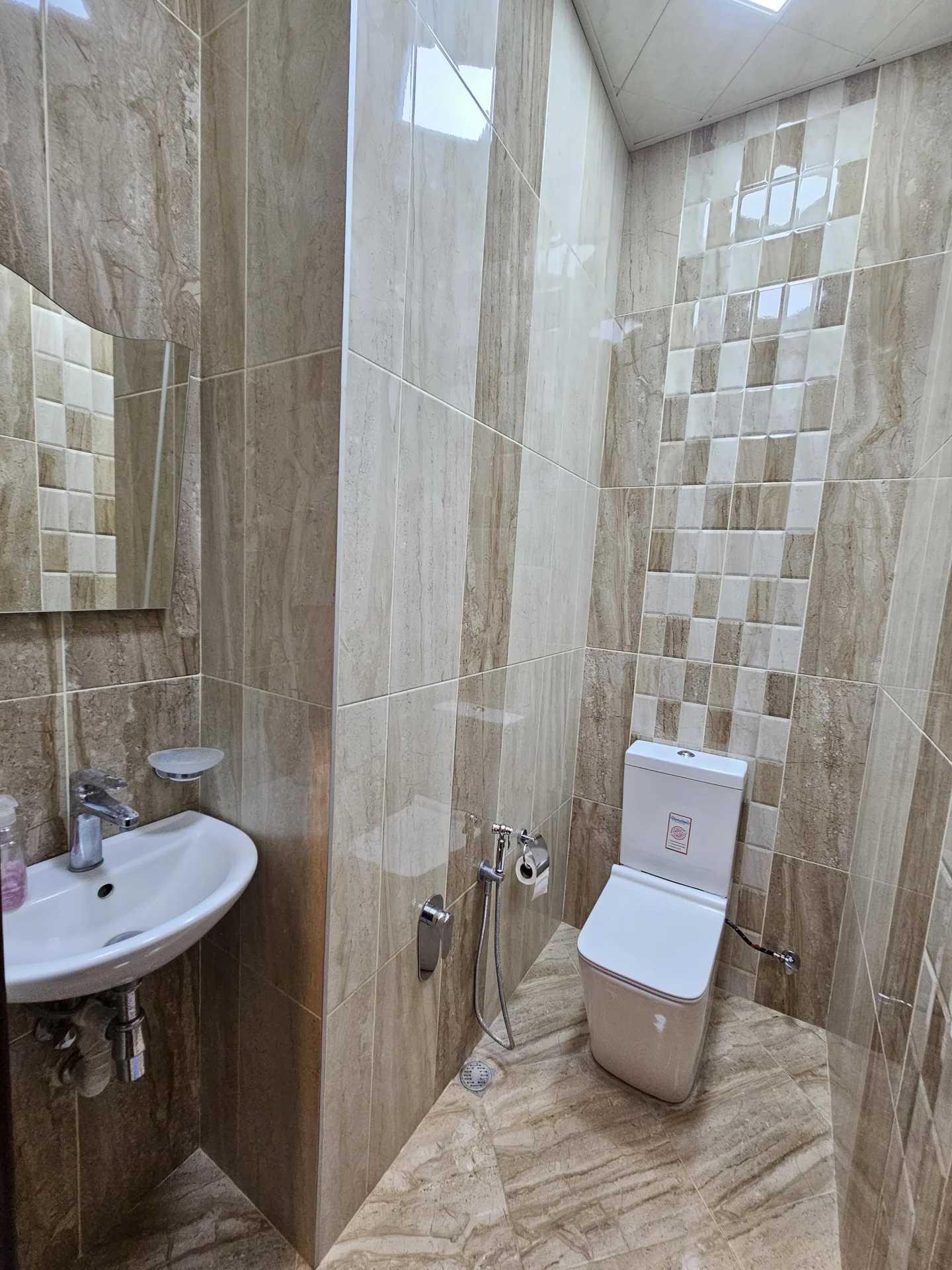 🏡 QIŞ PARKININ YANINDA