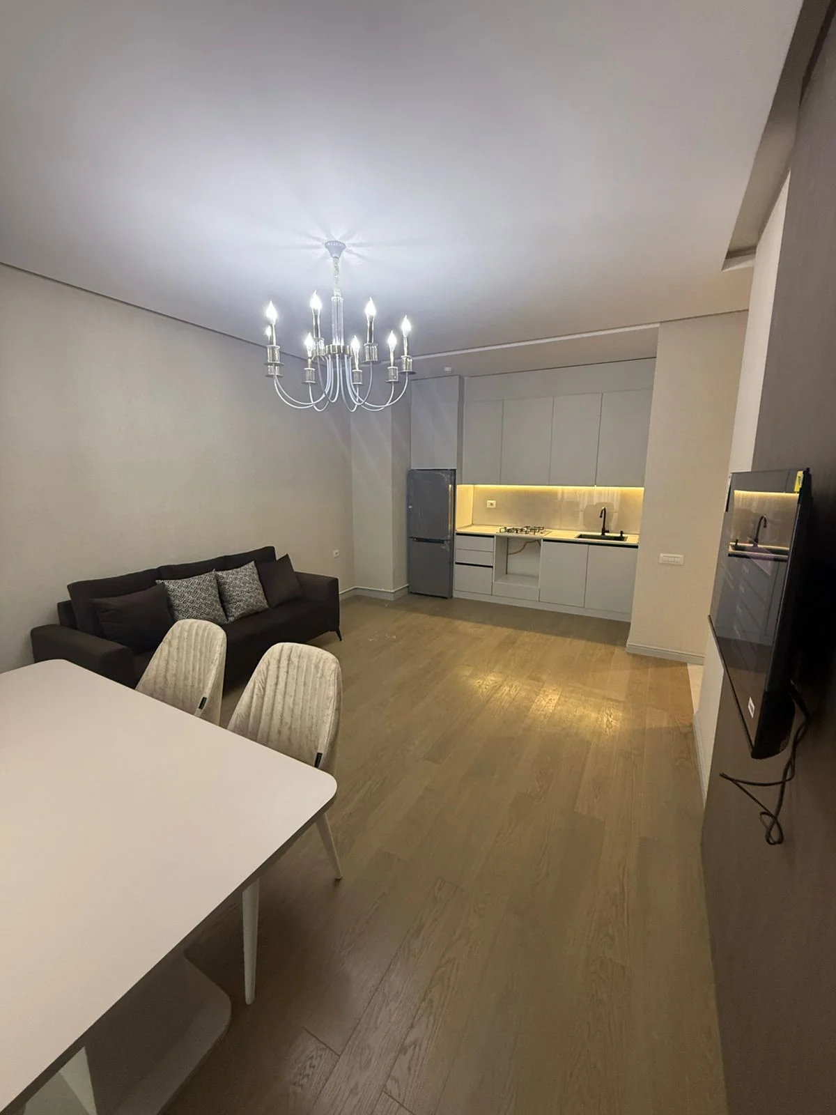 For rent 2-room Apartment 75 m² Nərimanov dist. Bakmil metro – şəkil 2