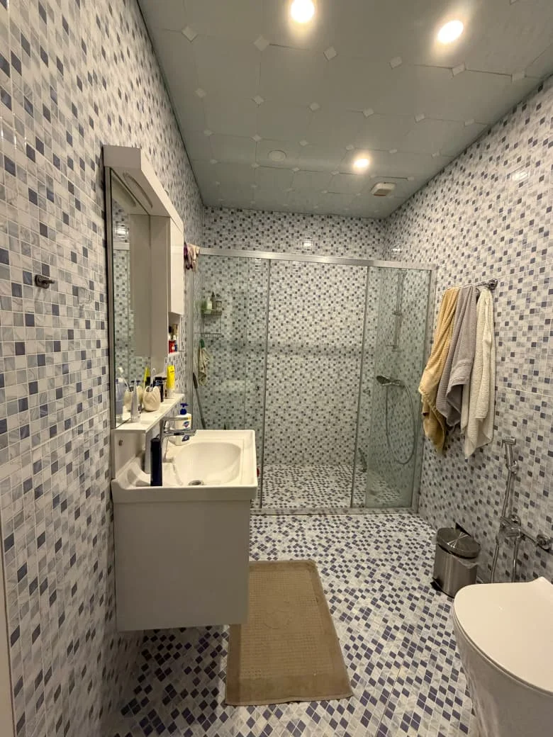 Kirayə 3 otaqlı Mənzil 115 m² Nəsimi r. – şəkil 11