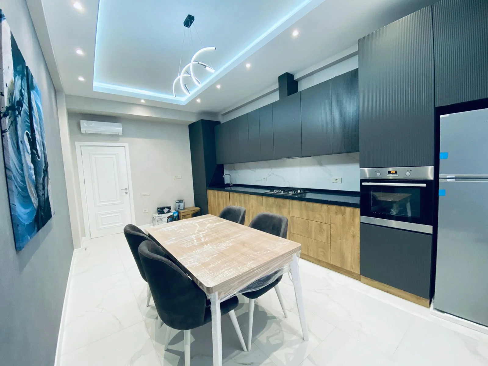 Kirayə 2 otaqlı Mənzil 90 m² Yasamal r.