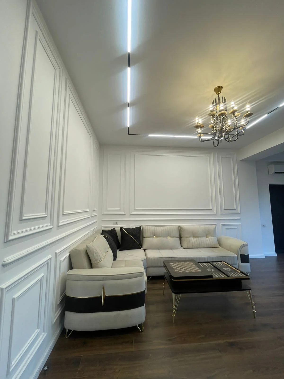 Kirayə 3 otaqlı Mənzil 120 m² Səbail r. İçərişəhər m. – şəkil 1