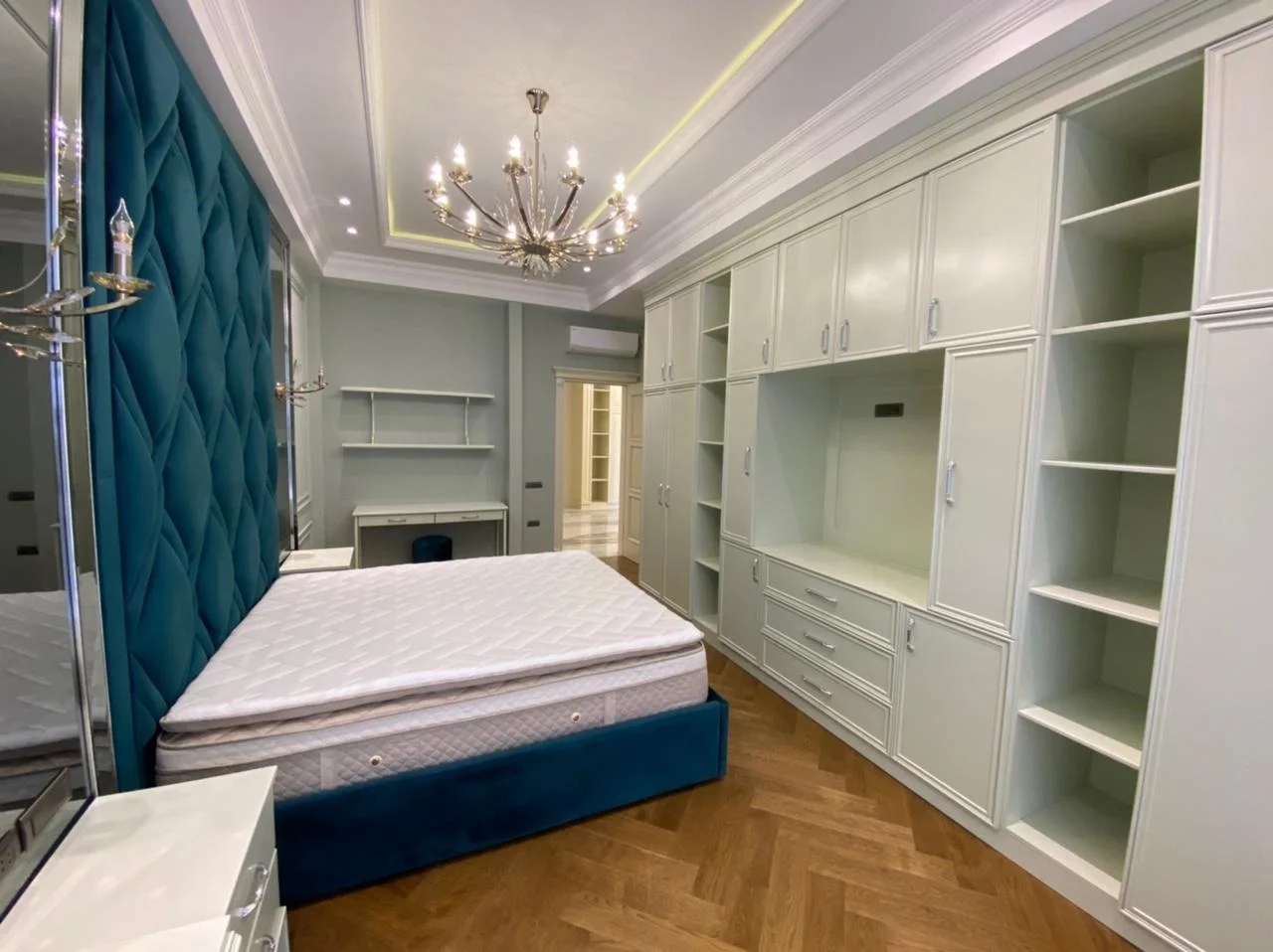 Kirayə 3 otaqlı Mənzil 180 m² Nəsimi r. – şəkil 4