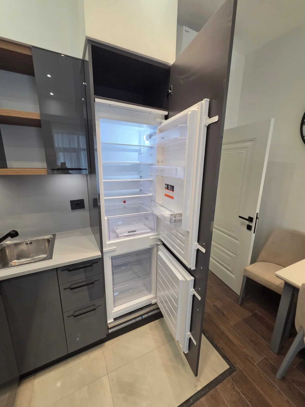 Kirayə 2 otaqlı Mənzil 55 m² Nəsimi r.