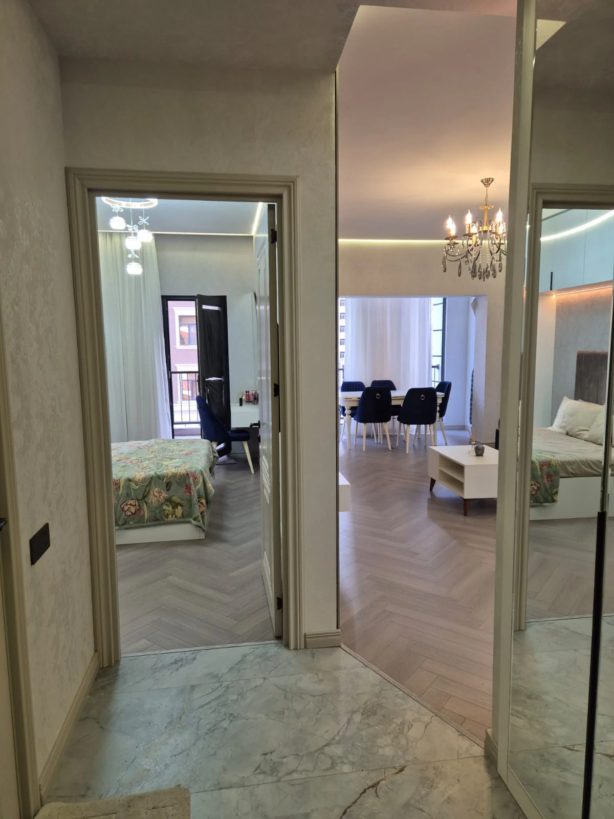 Kirayə 2 otaqlı Mənzil 70 m² Nərimanov r.