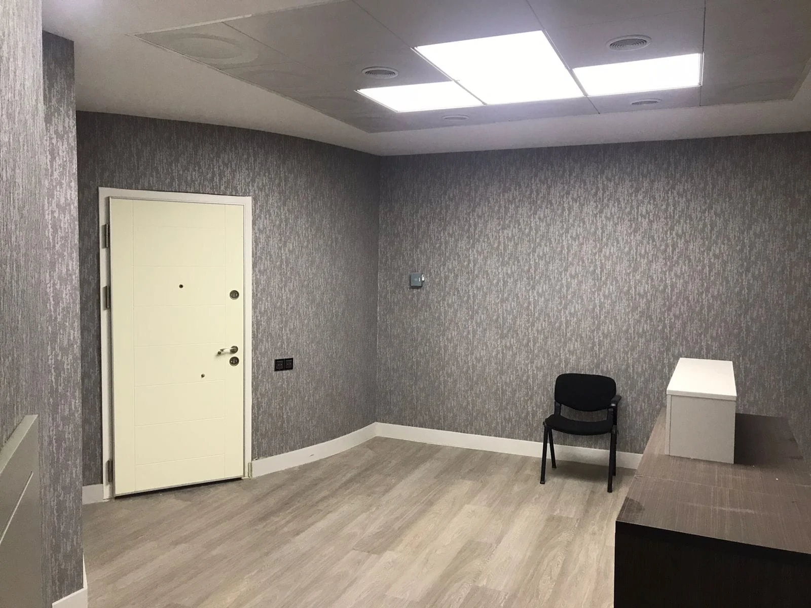 Kirayə 5 otaqlı Ofis 250 m² Nərimanov r.