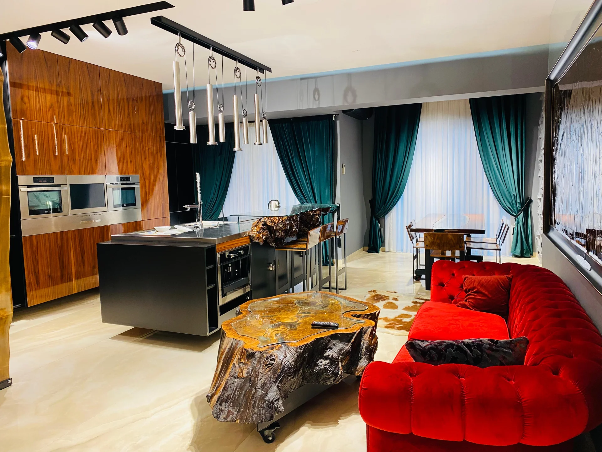 Kirayə 3 otaqlı Mənzil 145 m² Xətai r.