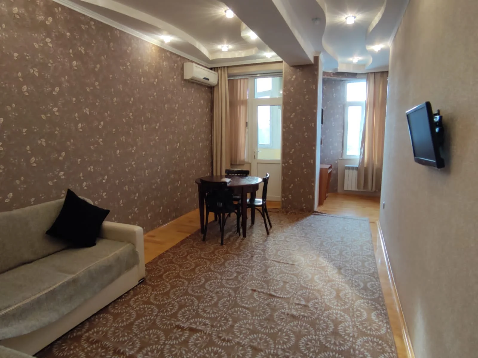 Kiralık 2 odalı Daire 85 m² Yasamal ilçesi Elmlər Akademiyası metro – şəkil 2