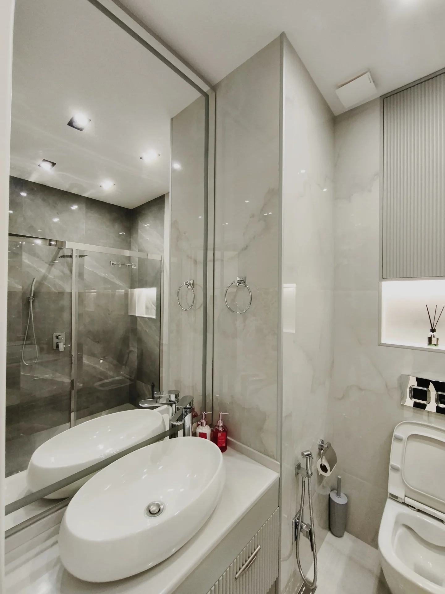 Kirayə 3 otaqlı Mənzil 120 m² Xətai r.