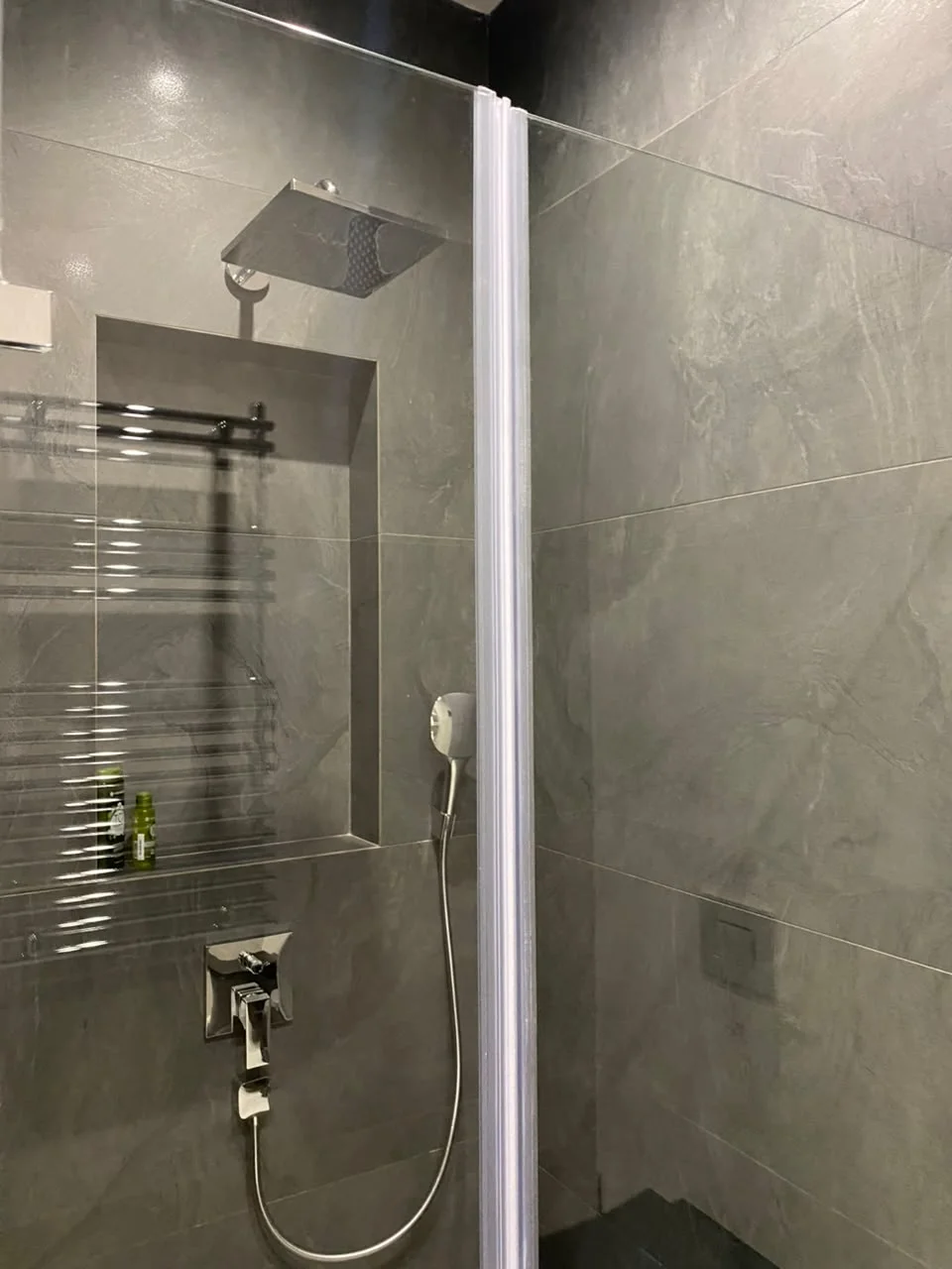 Kirayə 2 otaqlı Mənzil 100 m² Səbail r. – şəkil 8