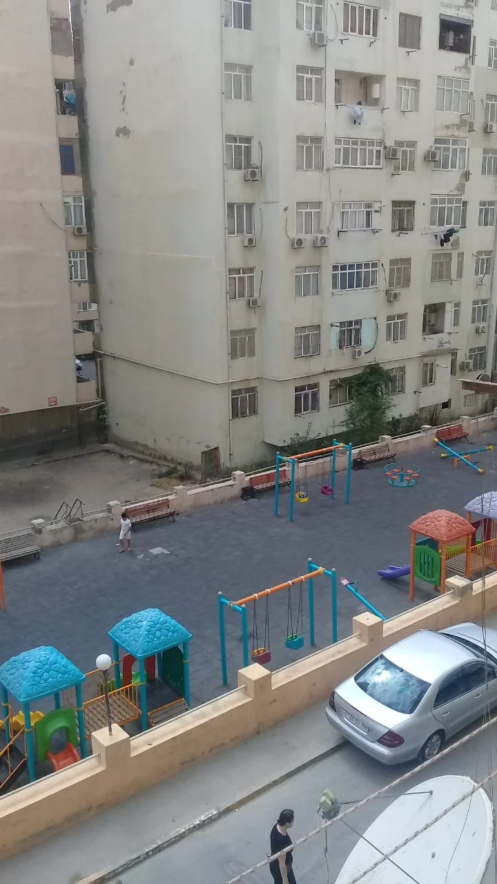 Satılır 3 otaqlı Mənzil 85 m² Abşeron r.