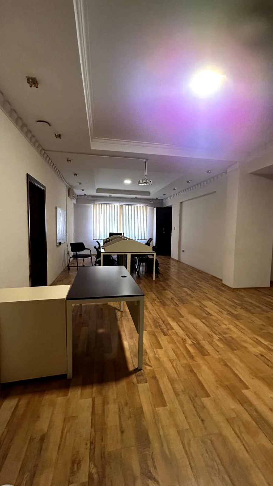 Kiralık 10 odalı Ofis 635 m² Nəsimi ilçesi – şəkil 5