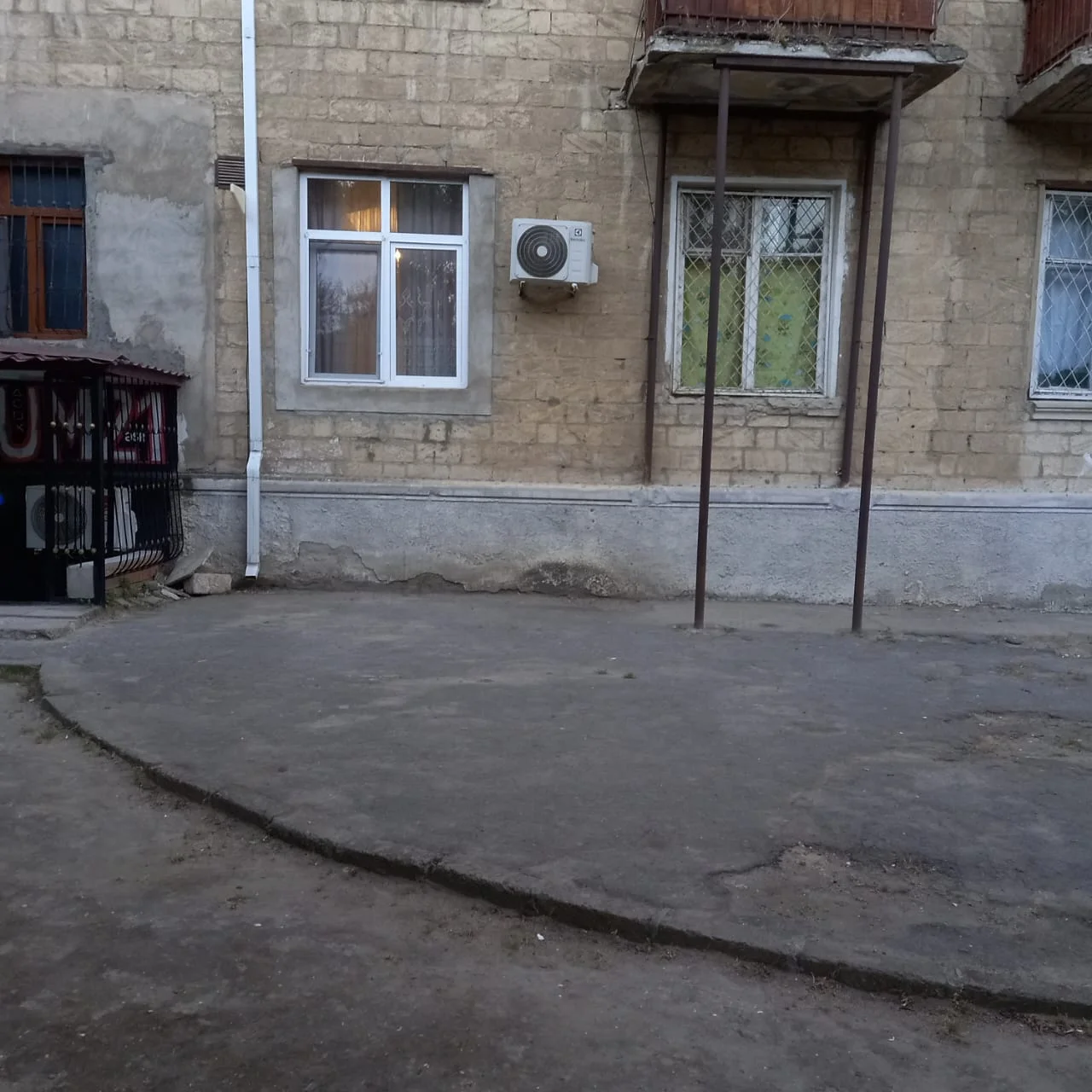 Satılır 4 otaqlı Mənzil 92 m² Sumqayıt