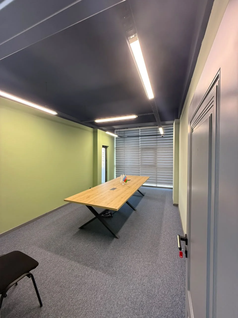 Kirayə 13 otaqlı Ofis 530 m² Nəsimi r. 28 May m. – şəkil 10