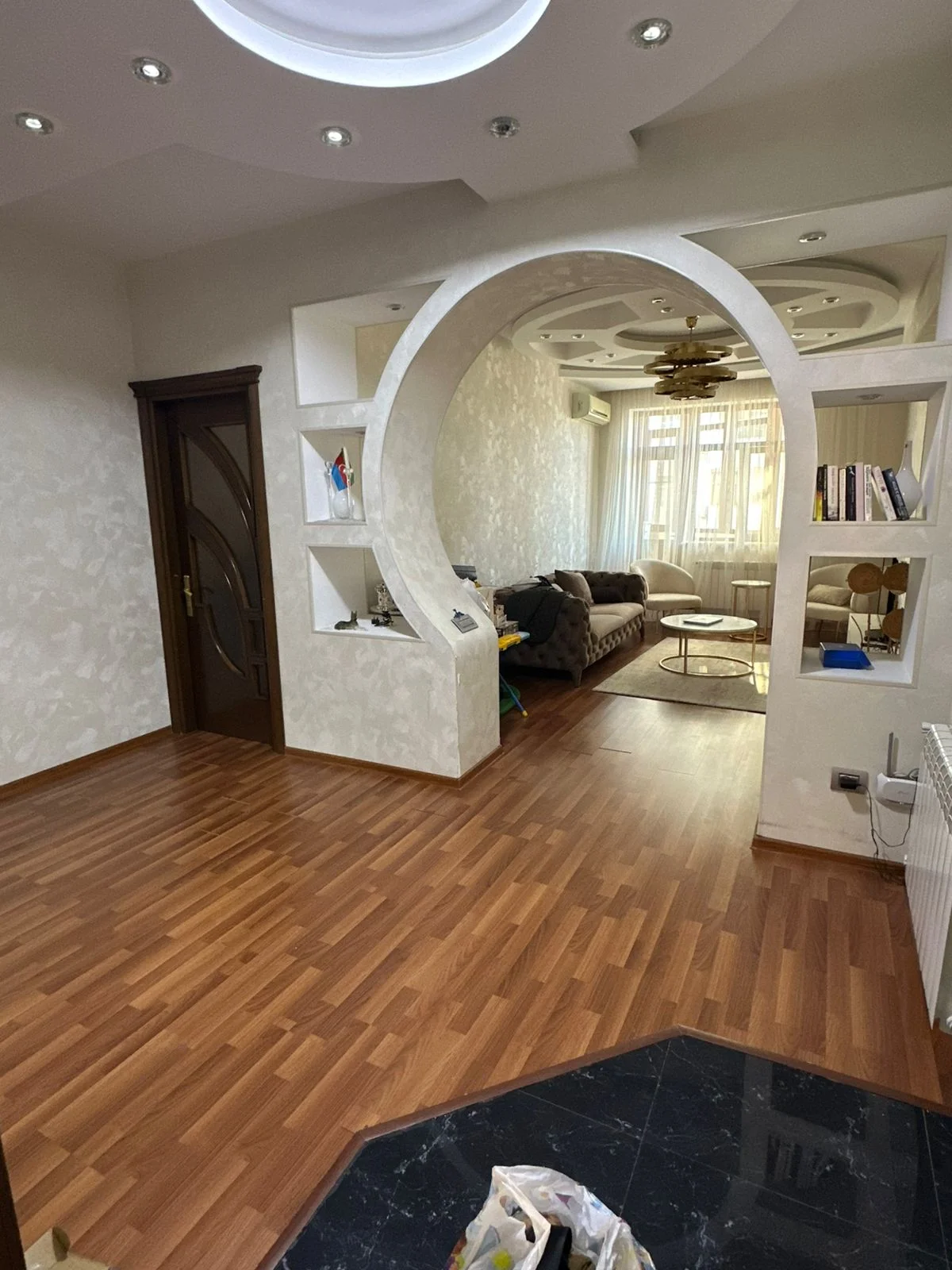 Kirayə 2 otaqlı Mənzil 85 m² Nərimanov r. – şəkil 5