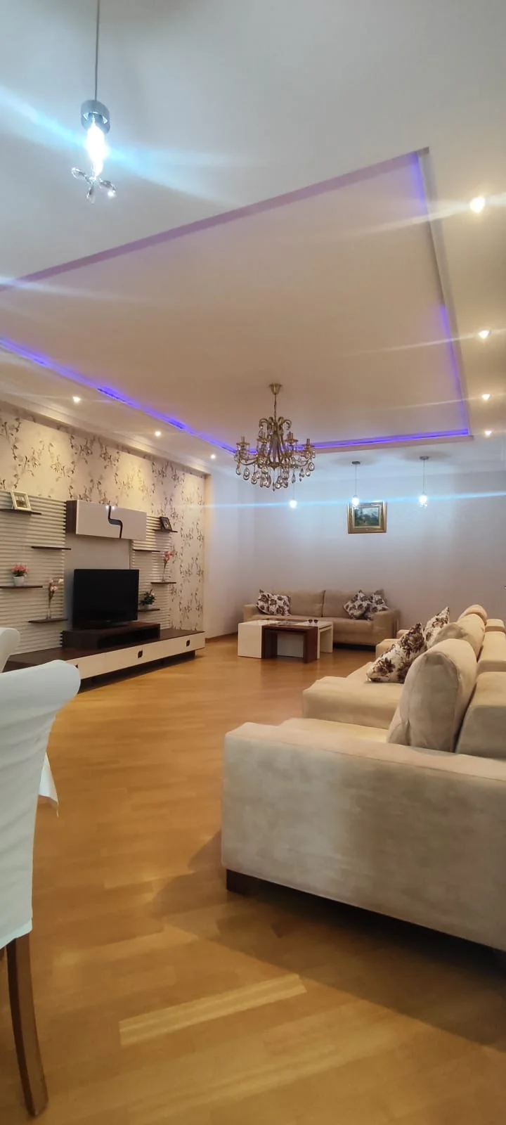 Kirayə 2 otaqlı Mənzil 110 m² Nərimanov r.