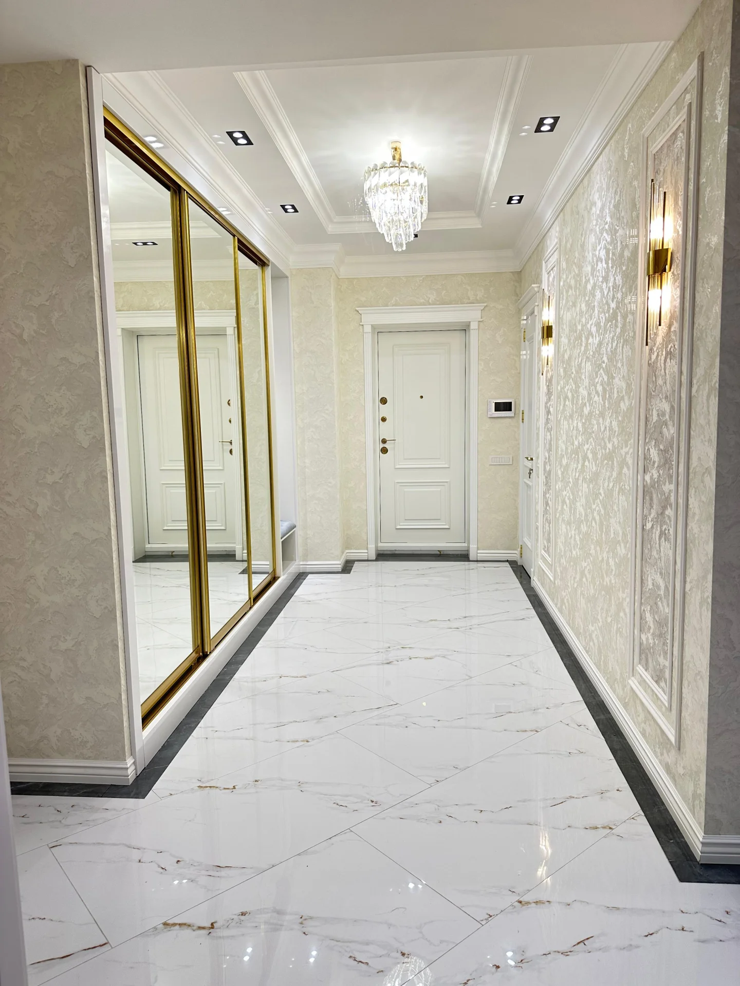 Satılır 2 otaqlı Mənzil 108 m² Nəsimi r.