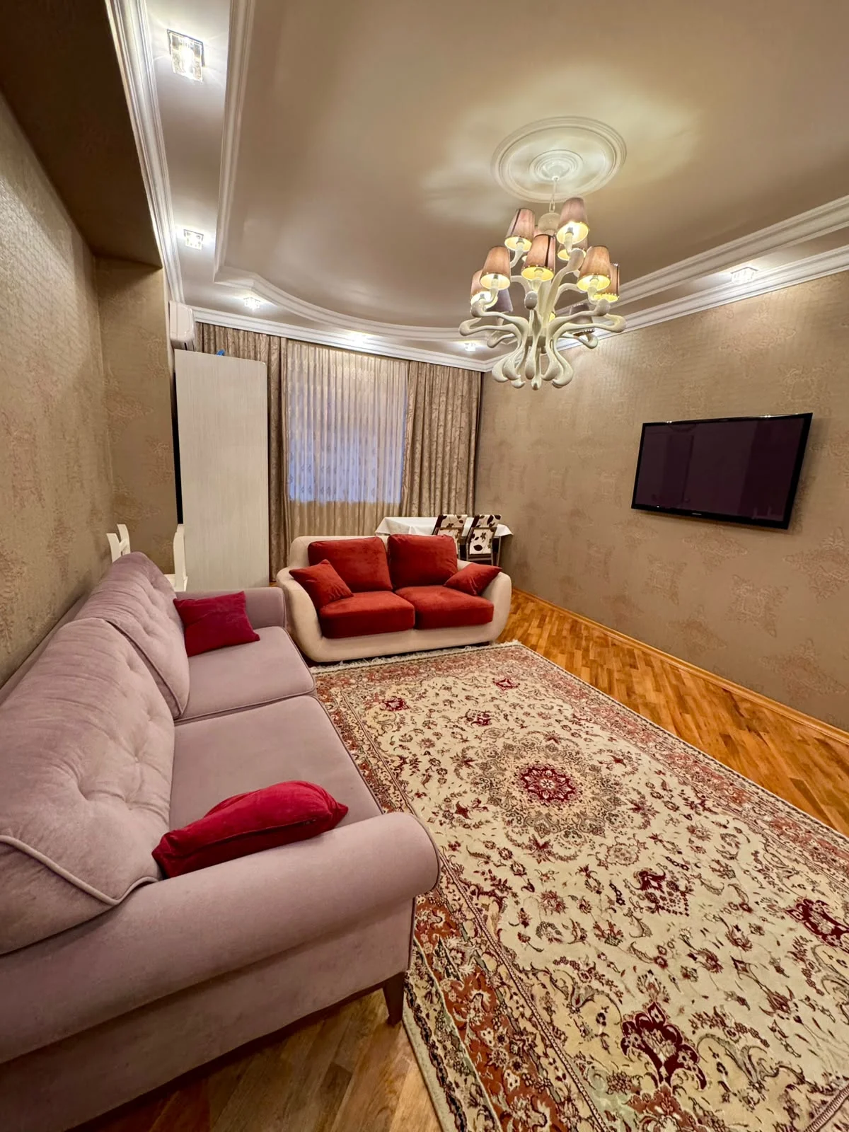 For rent 2-room Apartment 80 m² Nəsimi dist. 28 May metro – şəkil 1