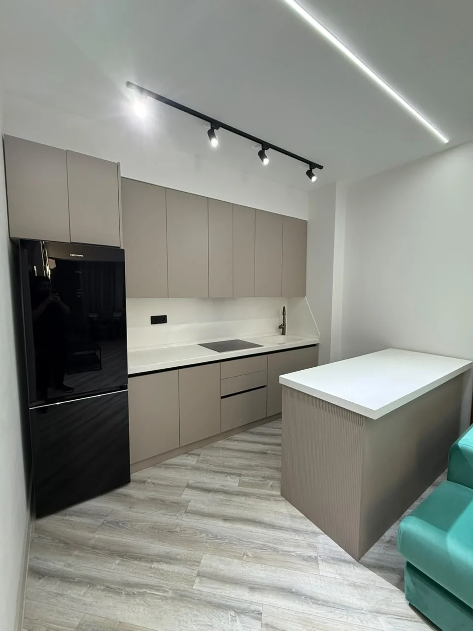 Kirayə 2 otaqlı Mənzil 70 m² Xətai r.