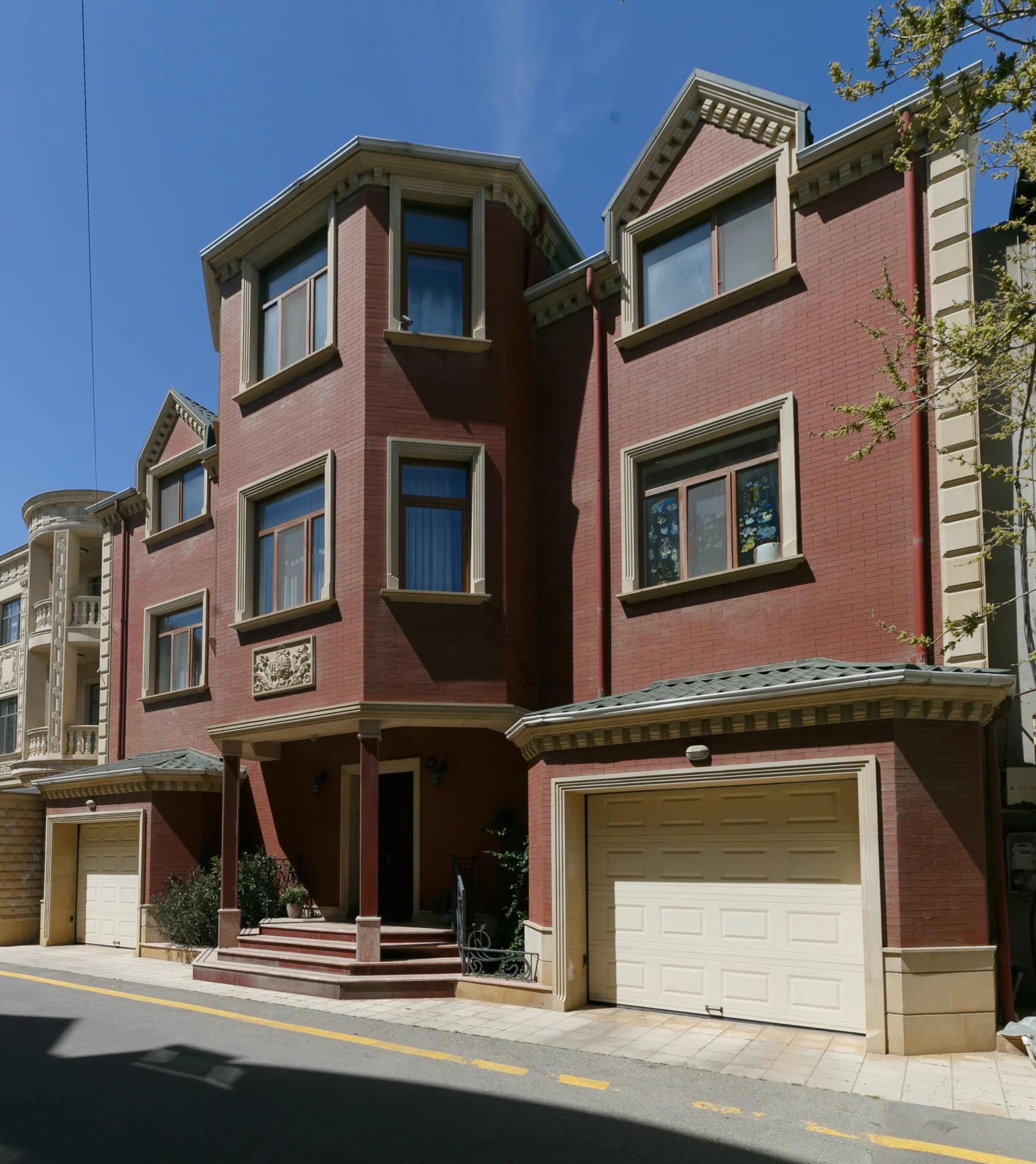 Satılır 8 otaqlı Həyət evi / Bağ evi 630 m² Nərimanov r.