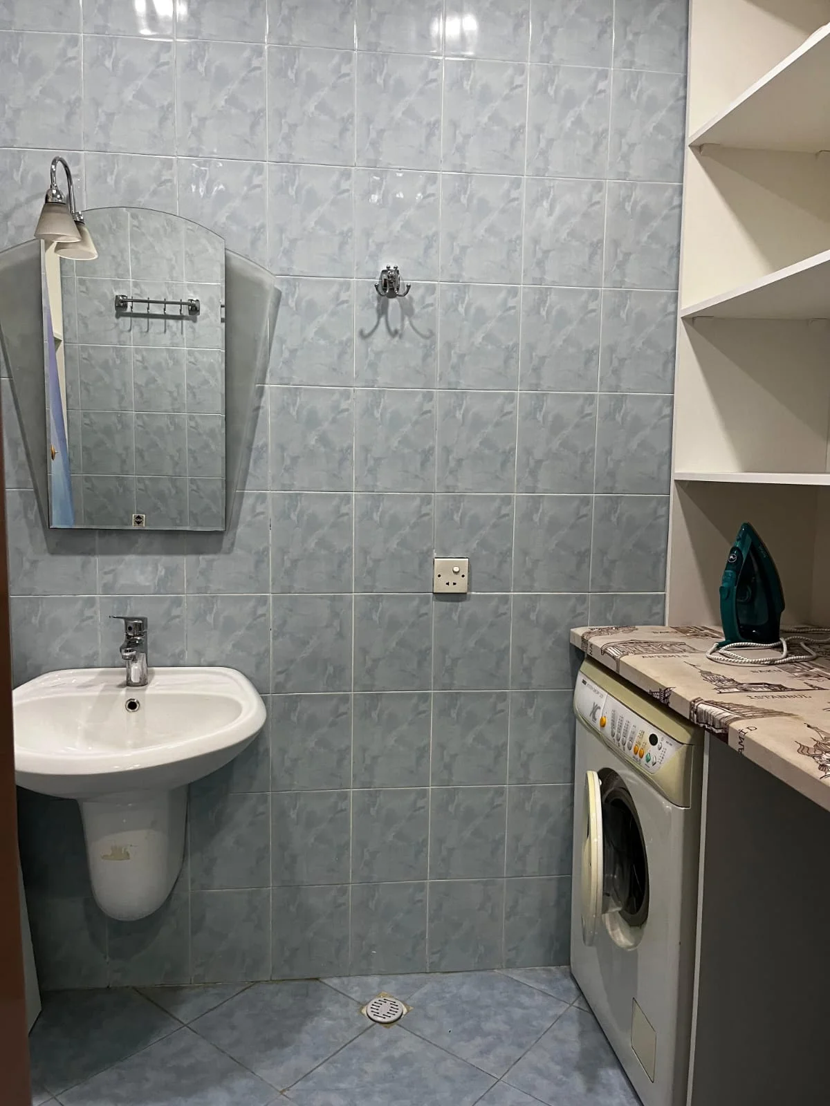 Kirayə 4 otaqlı Mənzil 185 m² Nəsimi r. – şəkil 10