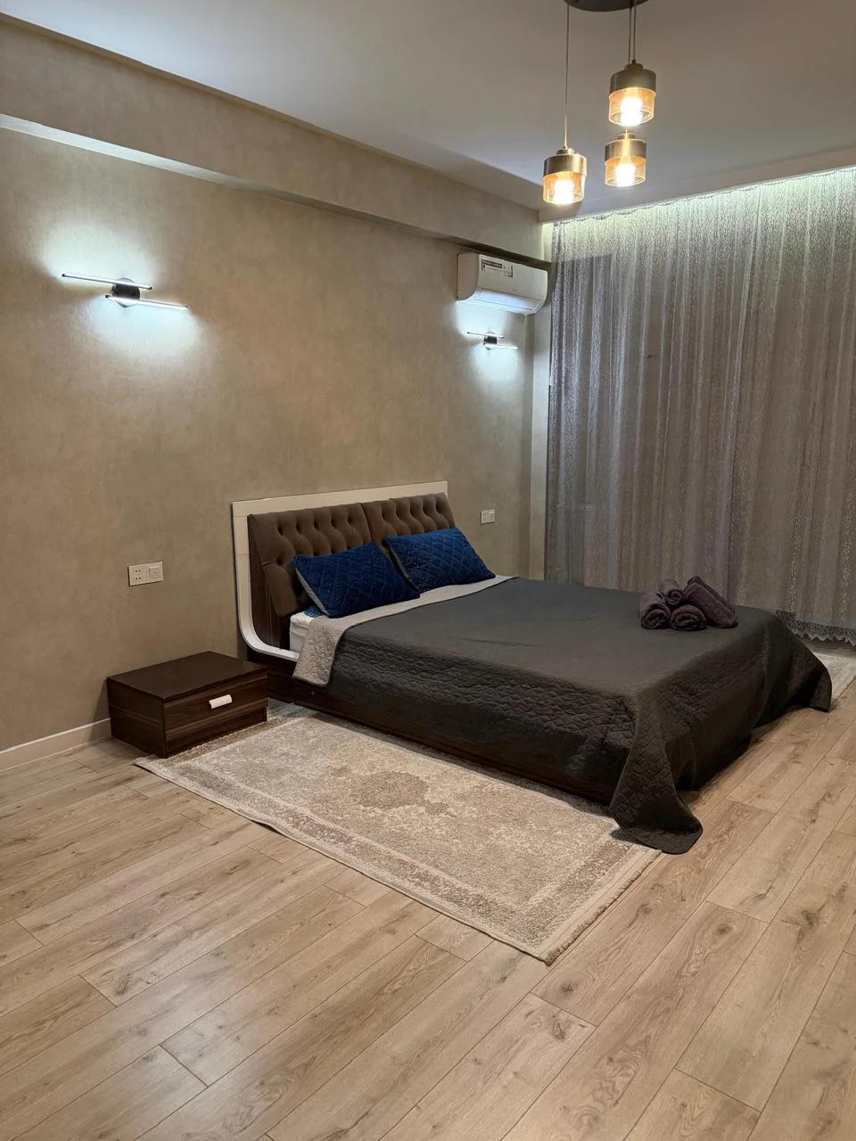 Kirayə 3 otaqlı Mənzil 110 m² Xətai r.
