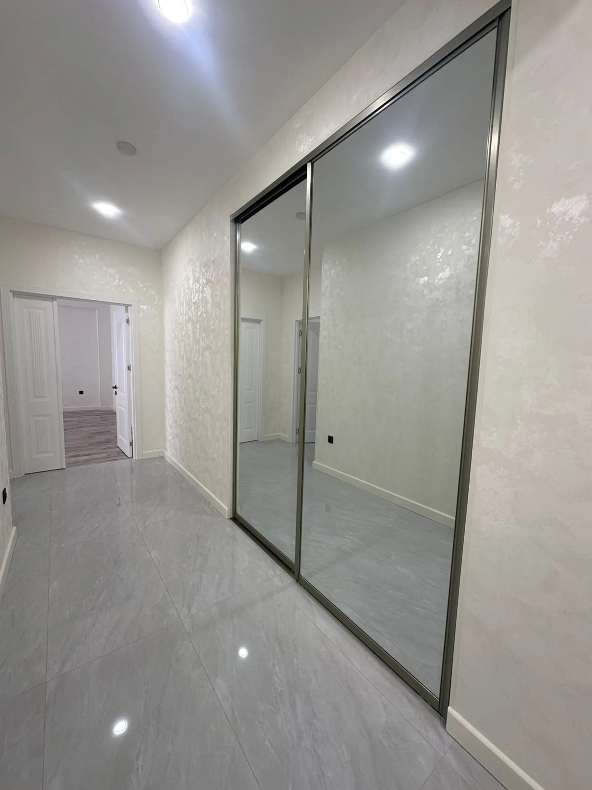 Kirayə 2 otaqlı Mənzil 112 m² Binəqədi r.