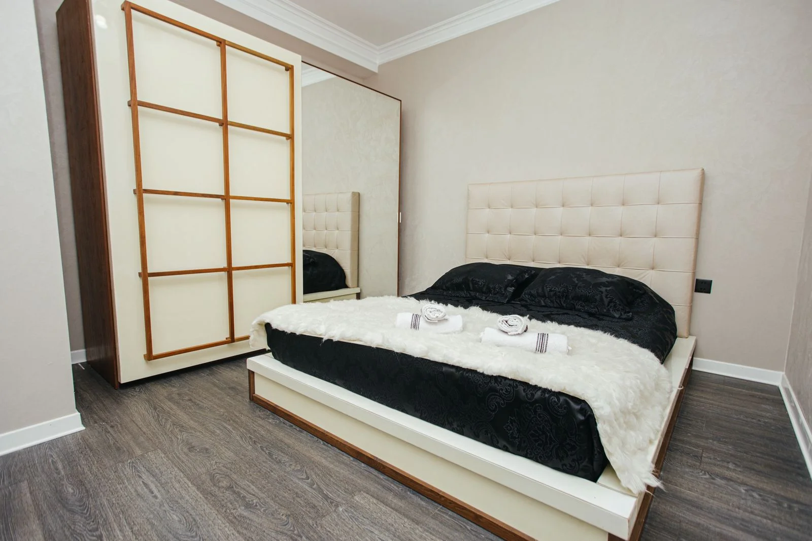 Kirayə 3 otaqlı Mənzil 167 m² Nəsimi r.