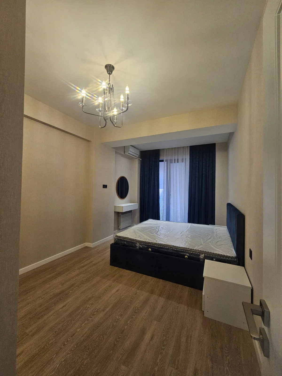 Kirayə 2 otaqlı Mənzil 80 m² Xətai r.