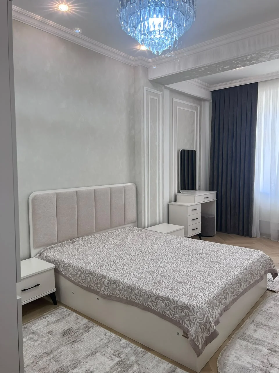 Kirayə 2 otaqlı Mənzil 1700 m² Nərimanov r. – şəkil 4