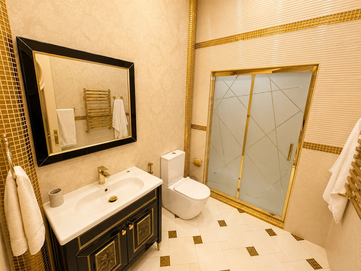 Kirayə 3 otaqlı Mənzil 140 m² Nəsimi r. – şəkil 10