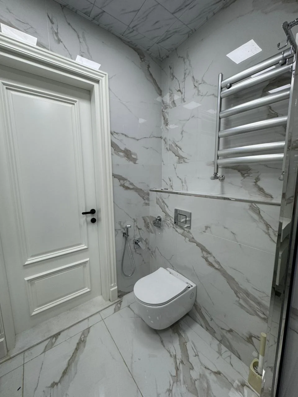 Kirayə 2 otaqlı Mənzil 100 m² Xətai r.