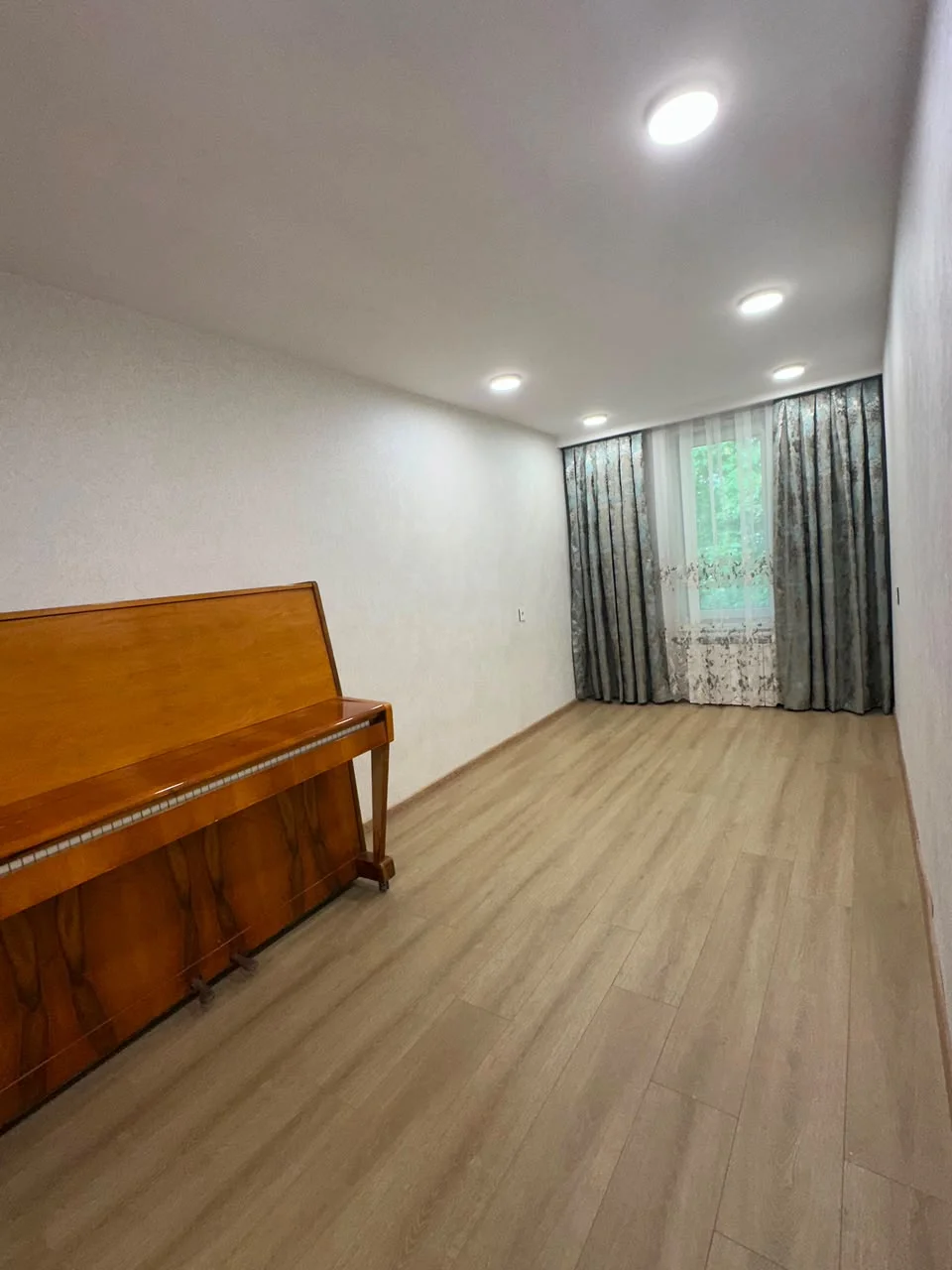 Satılır 2 otaqlı Mənzil 65 m² Nəsimi r.