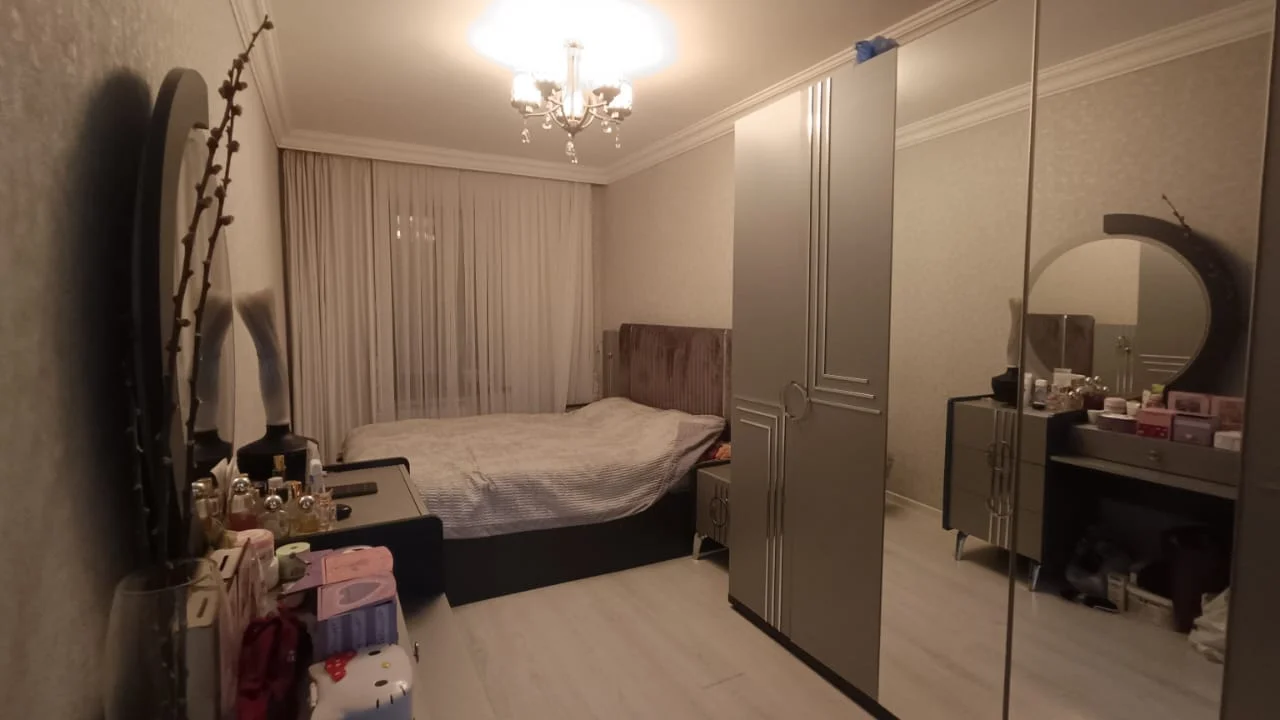 Продаётся 3-комнатная Квартира 104 m² Yasamal р-н Elmlər Akademiyası м. – şəkil 3