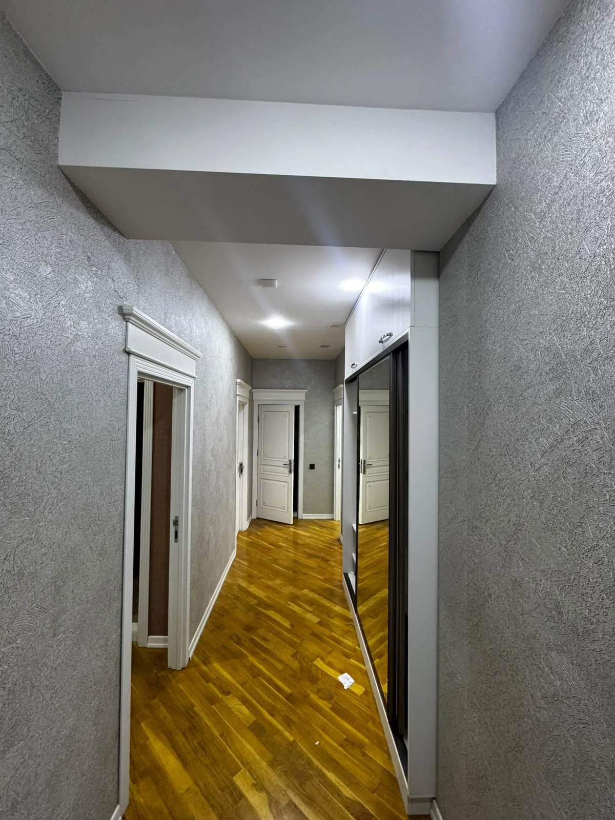 Kirayə 3 otaqlı Mənzil 105 m² Yasamal r. 20 Yanvar m. – şəkil 12