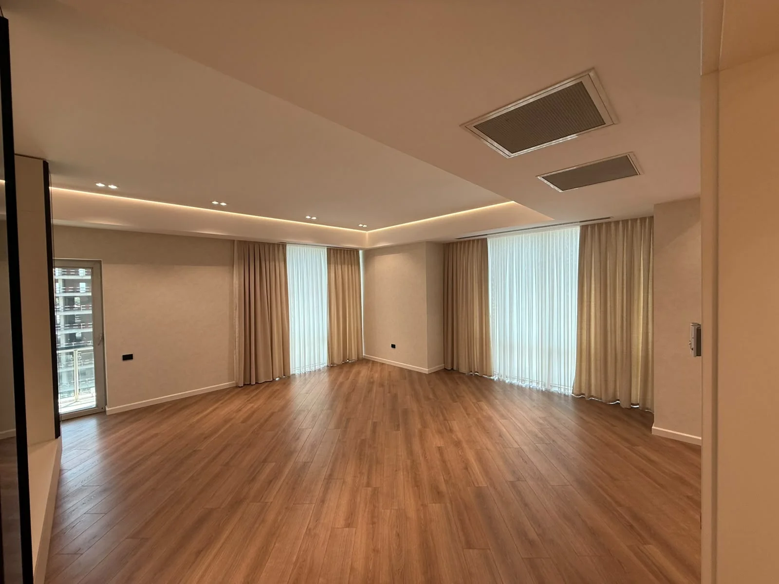Satılır 3 otaqlı Mənzil 148 m² Yasamal r. – şəkil 10
