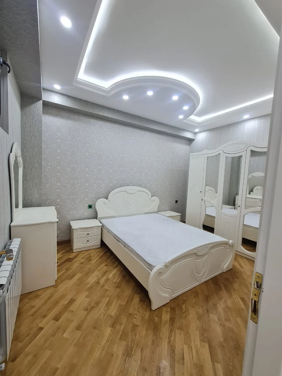 Kirayə 2 otaqlı Mənzil 90 m² Nərimanov r. – şəkil 7