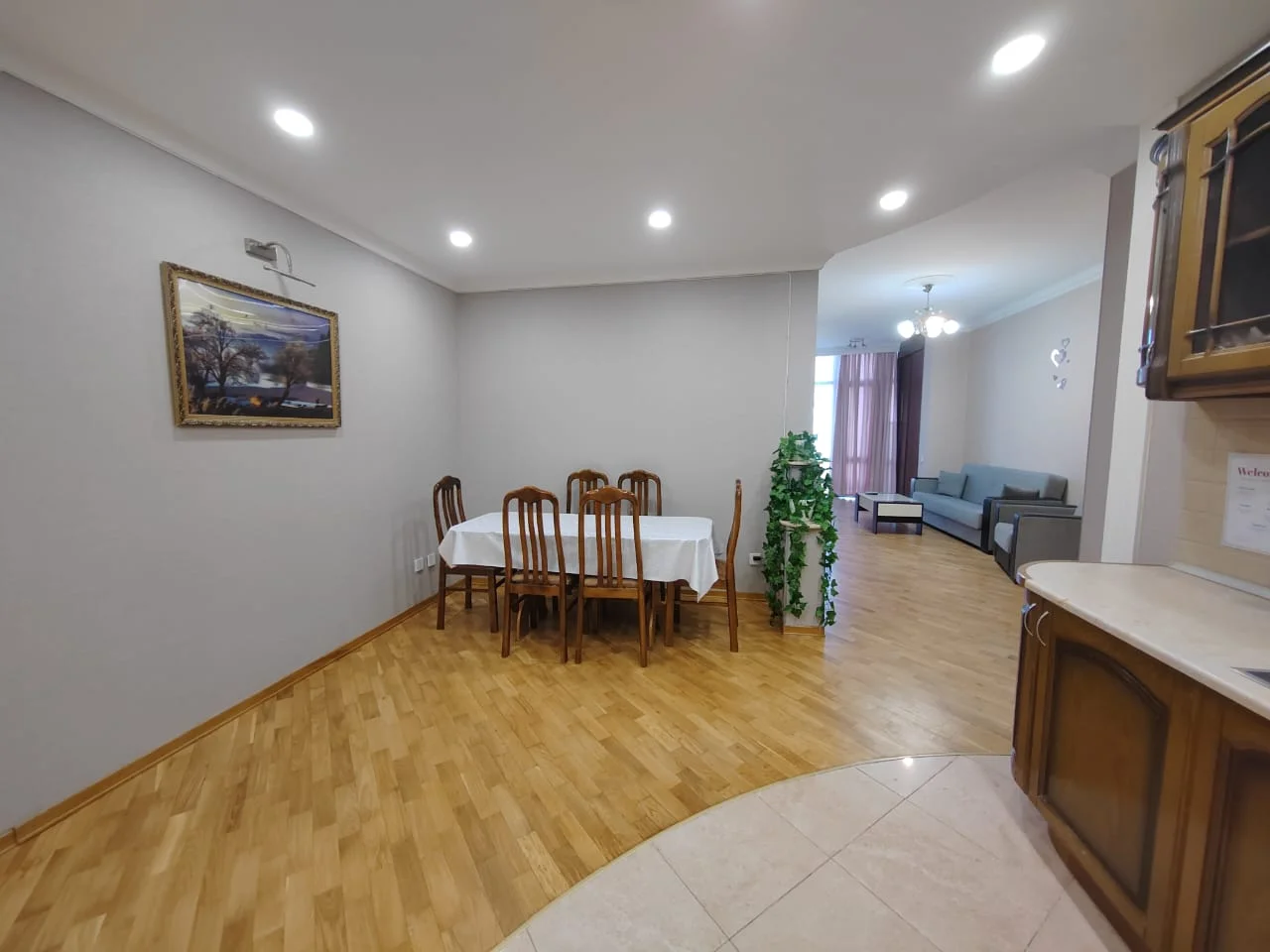 Satılır 2 otaqlı Mənzil 65 m² Nəsimi r.