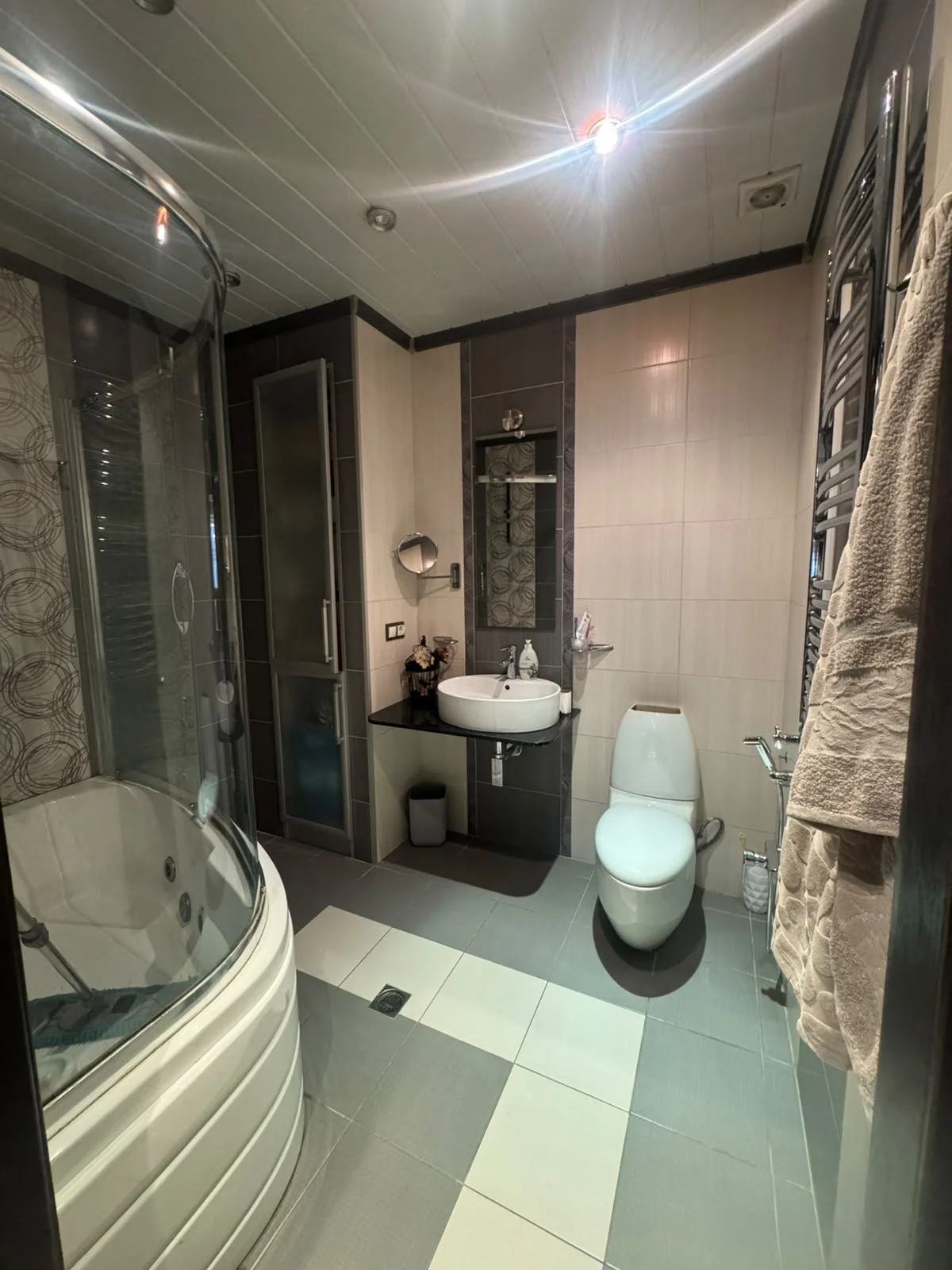Kirayə 3 otaqlı Mənzil 130 m² Nərimanov r. Gənclik m. – şəkil 16