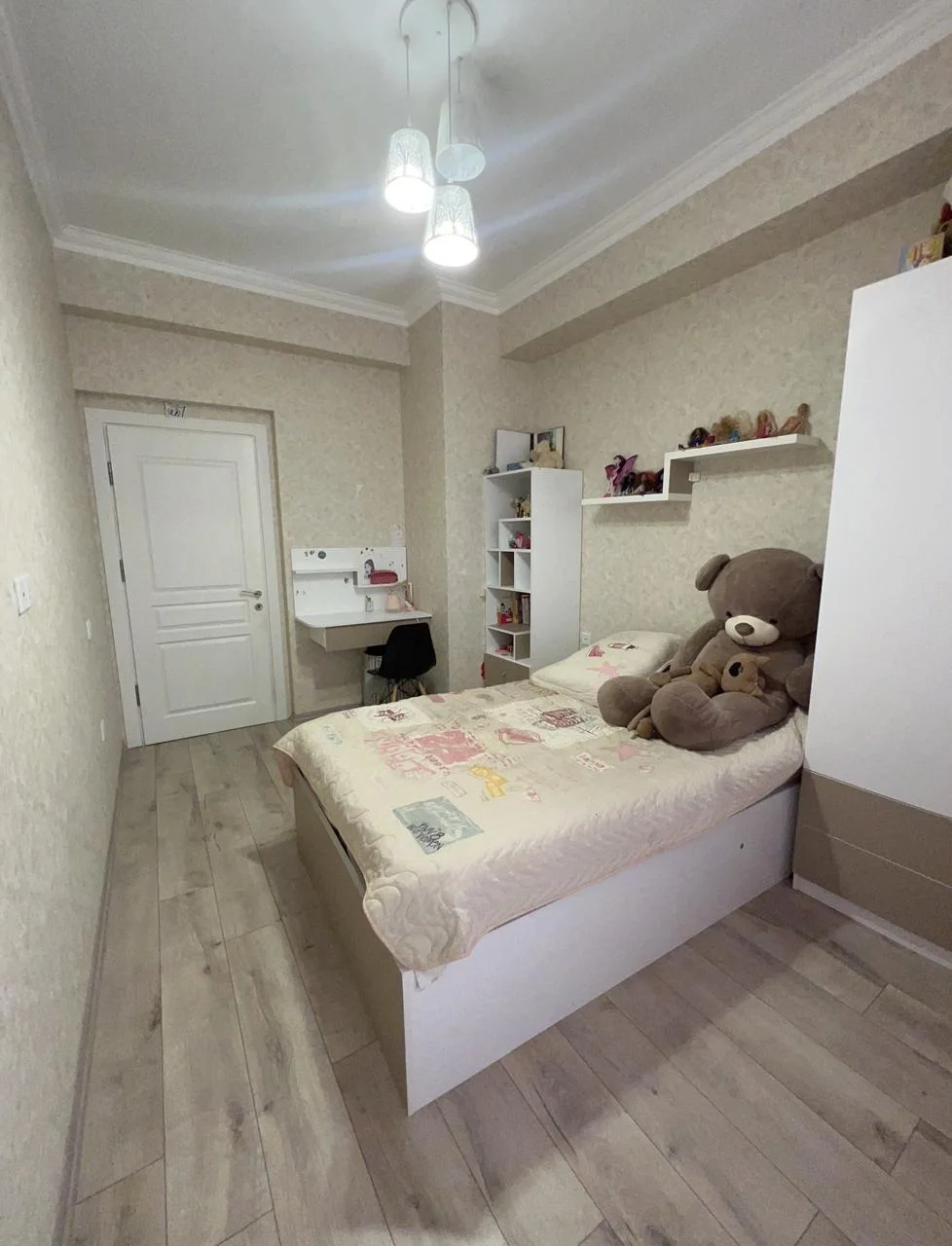 Kirayə 3 otaqlı Mənzil 112 m² Yasamal r.