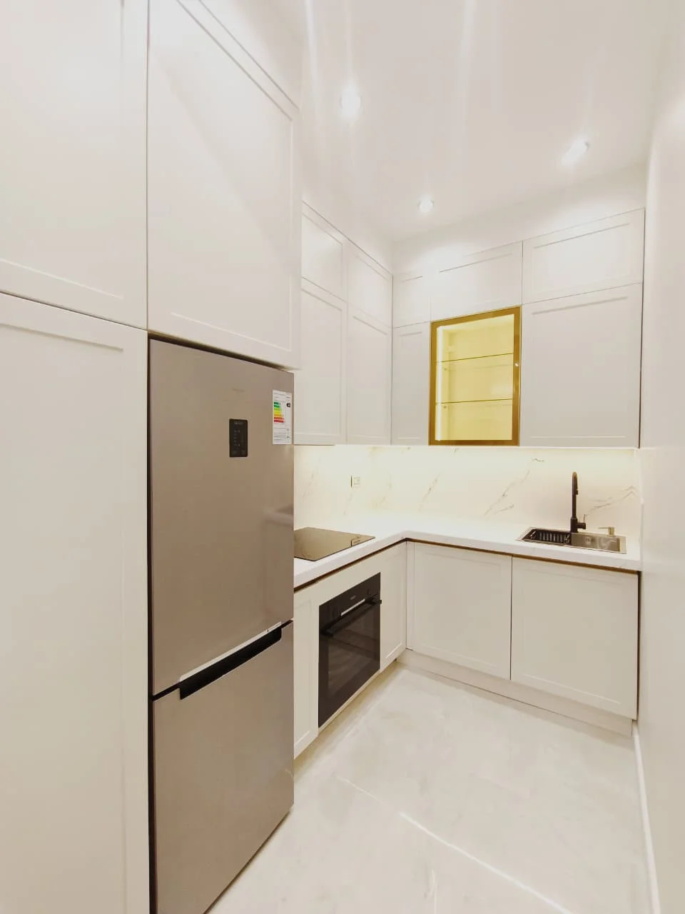 Kirayə 3 otaqlı Mənzil 110 m² Xətai r.
