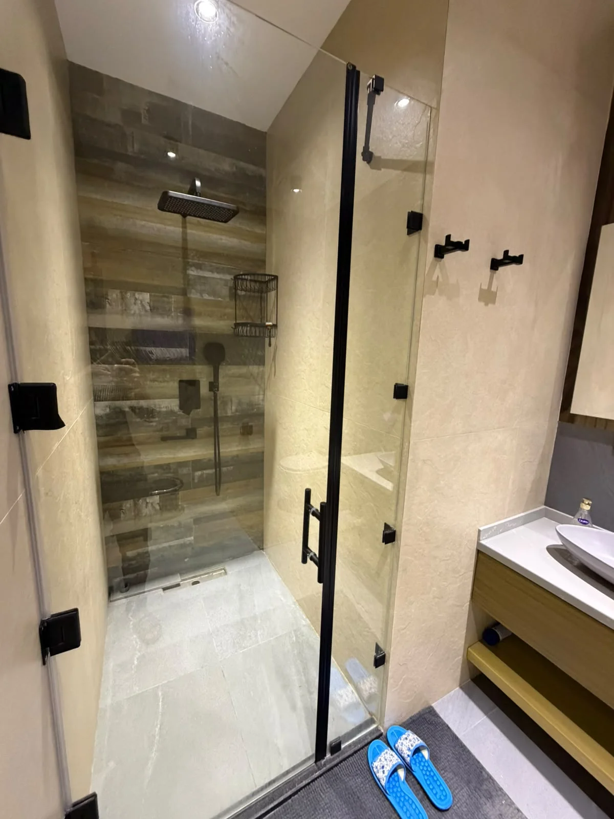 Kirayə 2 otaqlı Mənzil 70 m² Xətai r. Ağ şəhər q. Şah İsmayıl Xətai m. – şəkil 6