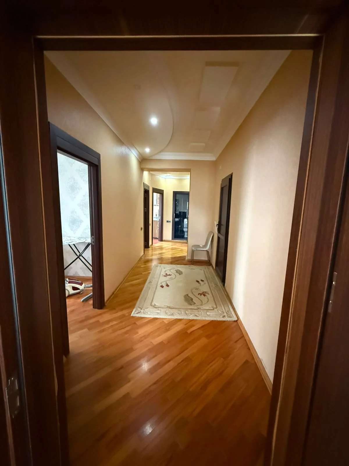 Kirayə 3 otaqlı Mənzil 125 m² Nəsimi r.