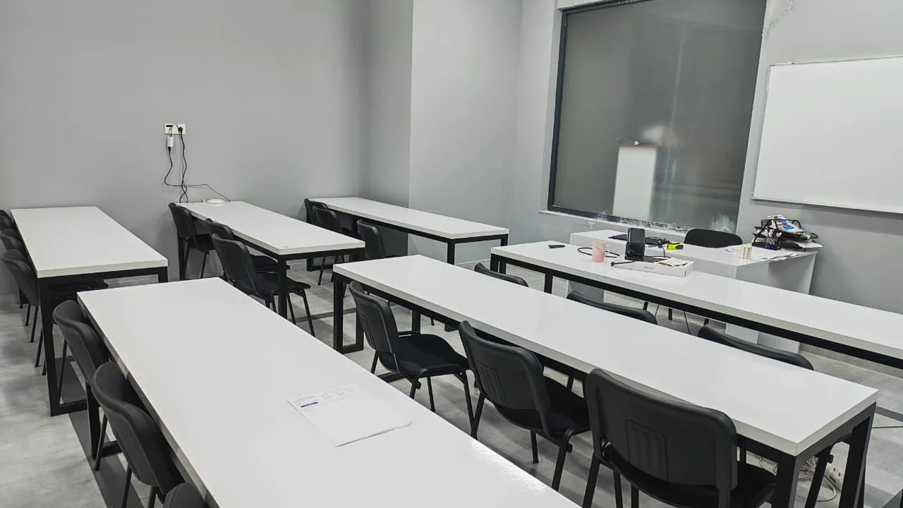 Аренда 17-комнатная Офис 560 m² Nəsimi р-н 28 May м. – şəkil 8